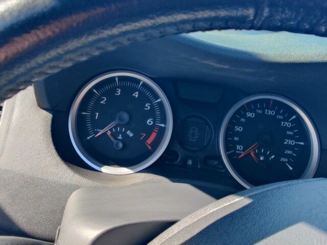 Бежевый Рено Меган, объемом двигателя 1.6 л и пробегом 184 тыс. км за 4500 $, фото 6 на Automoto.ua