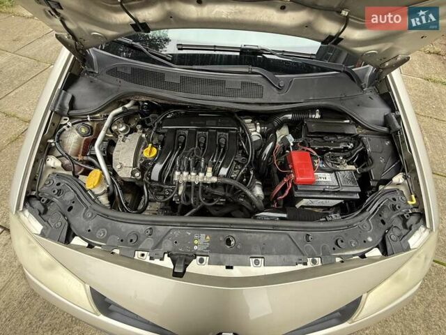 Бежевий Рено Меган, об'ємом двигуна 1.6 л та пробігом 190 тис. км за 5650 $, фото 47 на Automoto.ua