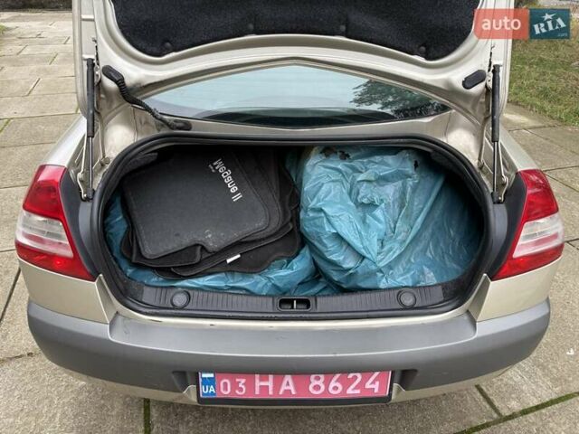 Бежевий Рено Меган, об'ємом двигуна 1.6 л та пробігом 190 тис. км за 5650 $, фото 23 на Automoto.ua