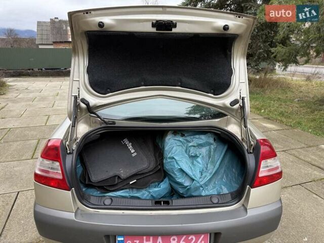 Бежевий Рено Меган, об'ємом двигуна 1.6 л та пробігом 190 тис. км за 5650 $, фото 28 на Automoto.ua