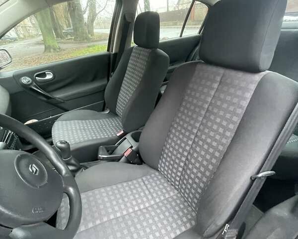 Бежевый Рено Меган, объемом двигателя 1.4 л и пробегом 55 тыс. км за 5800 $, фото 7 на Automoto.ua