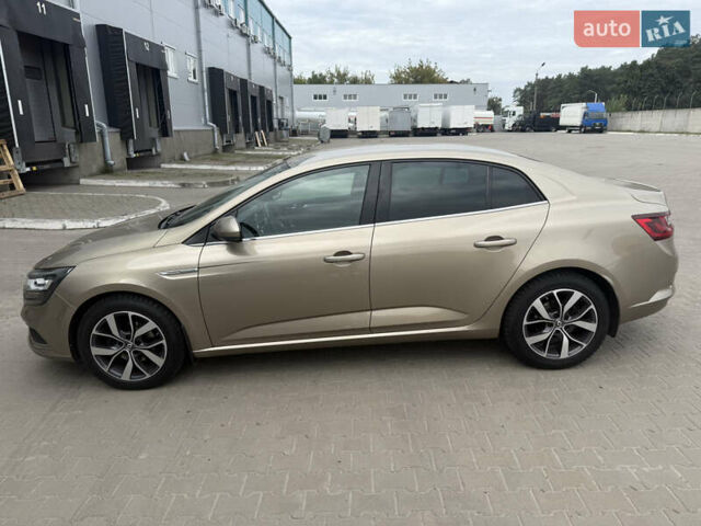 Бежевый Рено Меган, объемом двигателя 1.2 л и пробегом 85 тыс. км за 12850 $, фото 6 на Automoto.ua