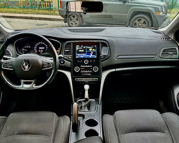 Бежевый Рено Меган, объемом двигателя 1.46 л и пробегом 144 тыс. км за 12500 $, фото 15 на Automoto.ua