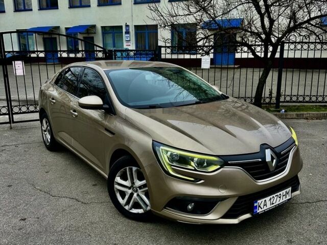 Бежевый Рено Меган, объемом двигателя 1.5 л и пробегом 144 тыс. км за 12500 $, фото 2 на Automoto.ua