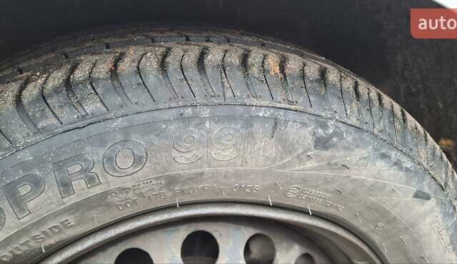 Бежевый Рено Меган, объемом двигателя 1.6 л и пробегом 202 тыс. км за 4400 $, фото 20 на Automoto.ua