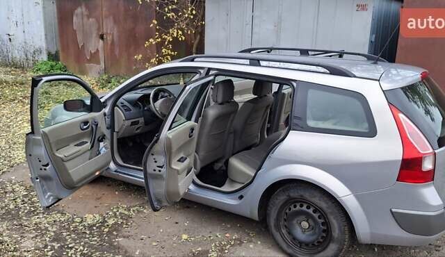 Бежевый Рено Меган, объемом двигателя 1.6 л и пробегом 202 тыс. км за 4400 $, фото 14 на Automoto.ua