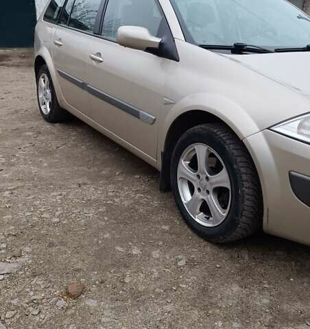 Бежевый Рено Меган, объемом двигателя 1.99 л и пробегом 404 тыс. км за 6000 $, фото 10 на Automoto.ua