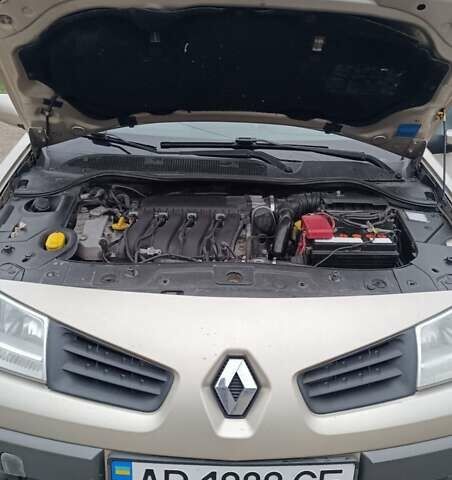 Бежевый Рено Меган, объемом двигателя 1.99 л и пробегом 404 тыс. км за 6000 $, фото 28 на Automoto.ua