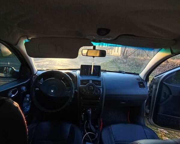 Бежевый Рено Меган, объемом двигателя 1.4 л и пробегом 238 тыс. км за 4700 $, фото 7 на Automoto.ua