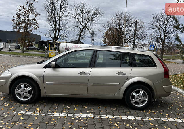 Рено Меган 2006 в Хороле на Automoto.ua Бежевый Рено Меган, объемом двигателя 1.6 л и пробегом 240 тыс. км за 5299 $, фото 1 на Automoto.ua