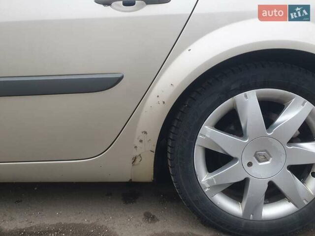 Бежевый Рено Меган, объемом двигателя 1.87 л и пробегом 383 тыс. км за 4200 $, фото 2 на Automoto.ua