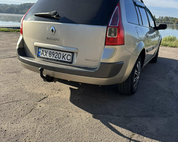 Бежевый Рено Меган, объемом двигателя 1.6 л и пробегом 305 тыс. км за 4800 $, фото 46 на Automoto.ua
