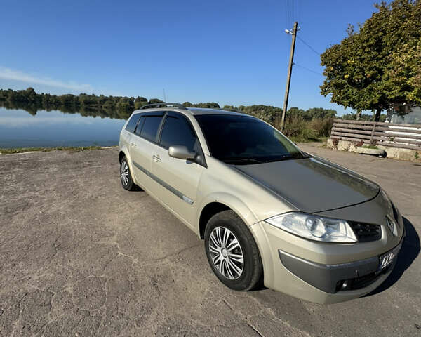 Бежевый Рено Меган, объемом двигателя 1.6 л и пробегом 305 тыс. км за 4800 $, фото 4 на Automoto.ua