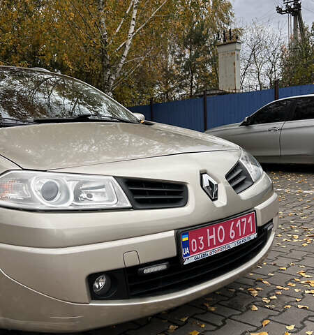 Рено Меган 2006 в Хороле на Automoto.ua Бежевый Рено Меган, объемом двигателя 1.6 л и пробегом 240 тыс. км за 5299 $, фото 17 на Automoto.ua