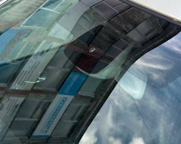 Бежевый Рено Меган, объемом двигателя 1.6 л и пробегом 179 тыс. км за 6100 $, фото 61 на Automoto.ua