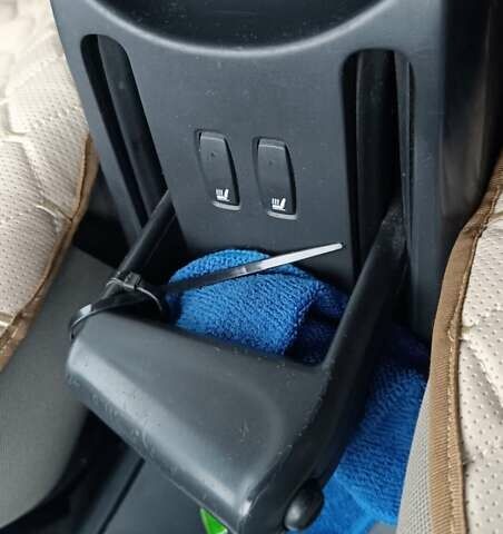 Бежевый Рено Меган, объемом двигателя 1.99 л и пробегом 404 тыс. км за 6000 $, фото 37 на Automoto.ua