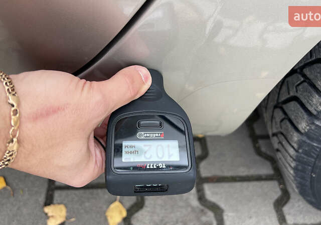 Рено Меган 2006 в Хороле на Automoto.ua Бежевый Рено Меган, объемом двигателя 1.6 л и пробегом 240 тыс. км за 5299 $, фото 62 на Automoto.ua