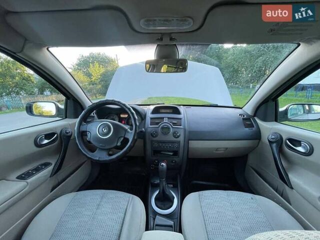 Бежевый Рено Меган, объемом двигателя 1.6 л и пробегом 250 тыс. км за 4700 $, фото 19 на Automoto.ua