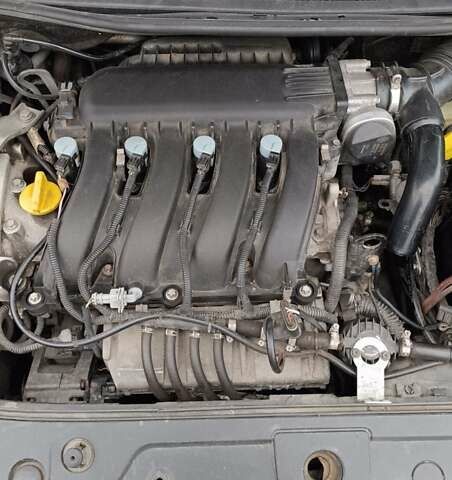 Бежевый Рено Меган, объемом двигателя 1.99 л и пробегом 404 тыс. км за 6000 $, фото 30 на Automoto.ua