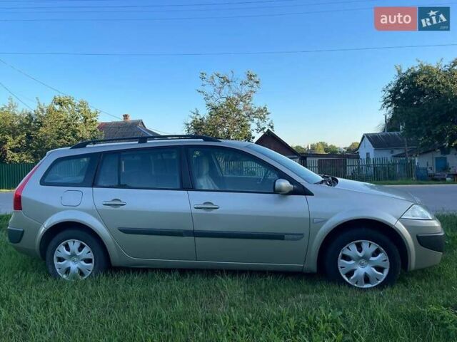 Бежевый Рено Меган, объемом двигателя 1.6 л и пробегом 250 тыс. км за 4700 $, фото 12 на Automoto.ua