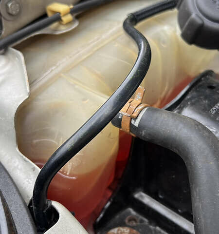 Рено Меган 2006 в Хороле на Automoto.ua Бежевый Рено Меган, объемом двигателя 1.6 л и пробегом 240 тыс. км за 5299 $, фото 53 на Automoto.ua