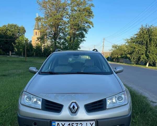 Бежевый Рено Меган, объемом двигателя 1.6 л и пробегом 250 тыс. км за 4700 $, фото 6 на Automoto.ua