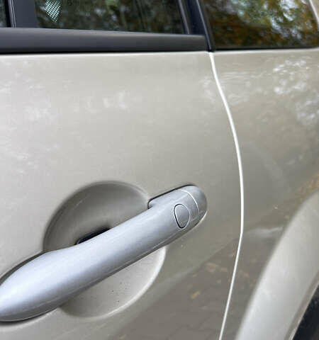 Рено Меган 2006 в Хороле на Automoto.ua Бежевый Рено Меган, объемом двигателя 1.6 л и пробегом 240 тыс. км за 5299 $, фото 50 на Automoto.ua