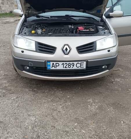 Бежевый Рено Меган, объемом двигателя 1.99 л и пробегом 404 тыс. км за 6000 $, фото 34 на Automoto.ua