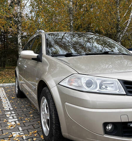 Рено Меган 2006 в Хороле на Automoto.ua Бежевый Рено Меган, объемом двигателя 1.6 л и пробегом 240 тыс. км за 5299 $, фото 16 на Automoto.ua