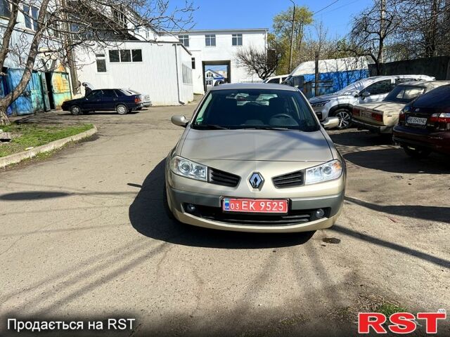 Бежевый Рено Меган, объемом двигателя 1.6 л и пробегом 184 тыс. км за 5400 $, фото 1 на Automoto.ua