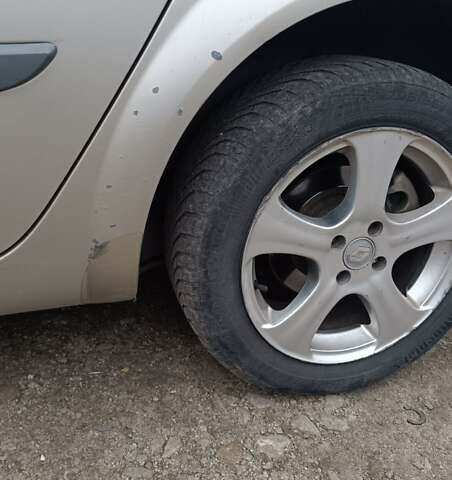 Бежевый Рено Меган, объемом двигателя 1.99 л и пробегом 404 тыс. км за 6000 $, фото 20 на Automoto.ua