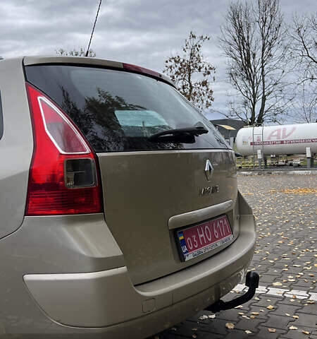 Рено Меган 2006 в Хороле на Automoto.ua Бежевый Рено Меган, объемом двигателя 1.6 л и пробегом 240 тыс. км за 5299 $, фото 13 на Automoto.ua