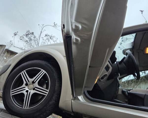 Бежевий Рено Меган, об'ємом двигуна 1.5 л та пробігом 227 тис. км за 5000 $, фото 13 на Automoto.ua