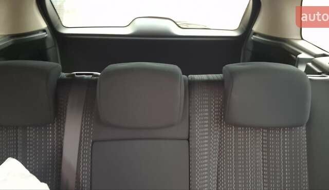 Бежевый Рено Меган, объемом двигателя 1.6 л и пробегом 174 тыс. км за 5900 $, фото 16 на Automoto.ua