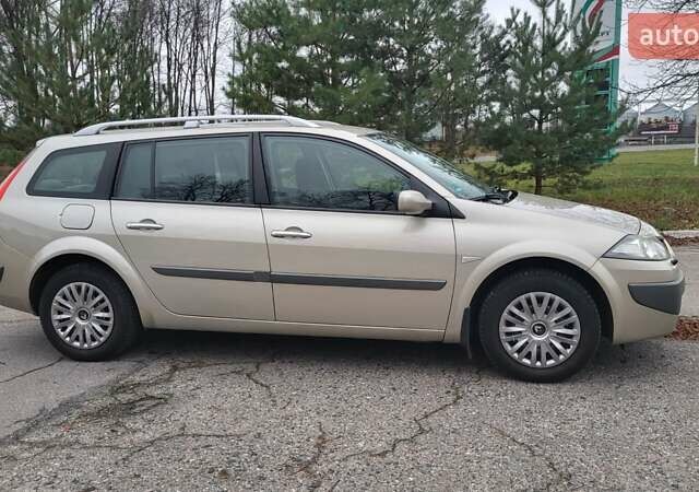 Бежевый Рено Меган, объемом двигателя 1.6 л и пробегом 256 тыс. км за 5600 $, фото 5 на Automoto.ua