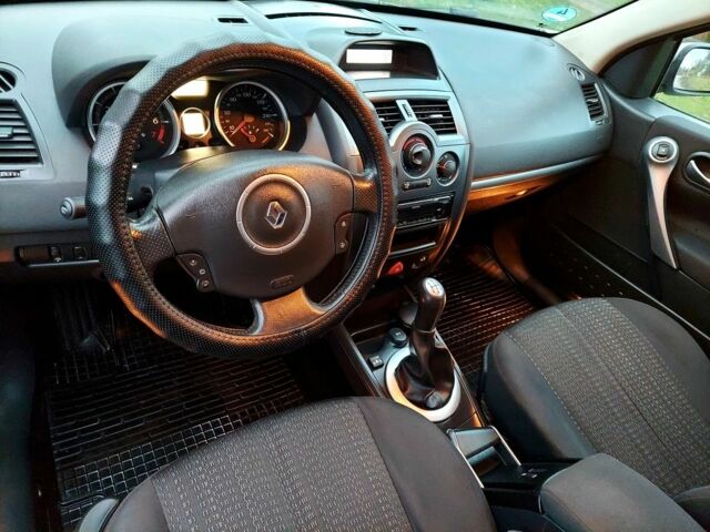 Бежевий Рено Меган, об'ємом двигуна 1.6 л та пробігом 260 тис. км за 5400 $, фото 6 на Automoto.ua