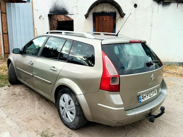 Бежевий Рено Меган, об'ємом двигуна 1.6 л та пробігом 360 тис. км за 3500 $, фото 1 на Automoto.ua