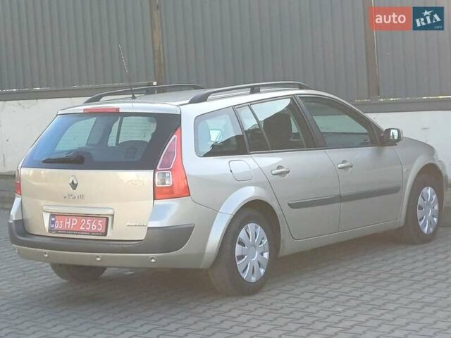 Бежевый Рено Меган, объемом двигателя 1.6 л и пробегом 195 тыс. км за 4800 $, фото 9 на Automoto.ua