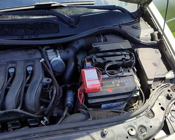 Бежевий Рено Меган, об'ємом двигуна 1.6 л та пробігом 227 тис. км за 4700 $, фото 19 на Automoto.ua