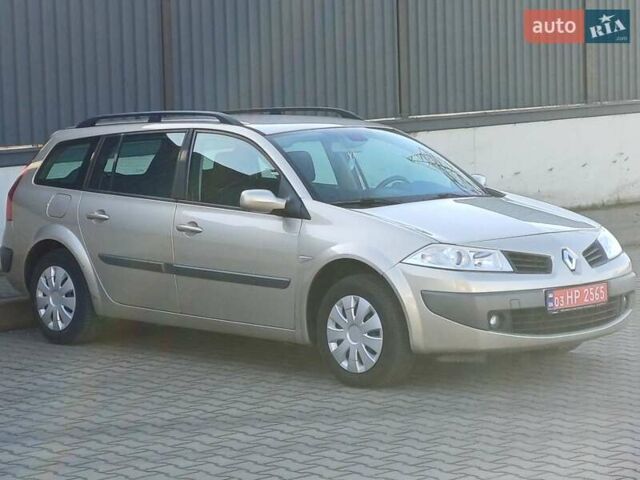 Бежевый Рено Меган, объемом двигателя 1.6 л и пробегом 195 тыс. км за 4800 $, фото 4 на Automoto.ua