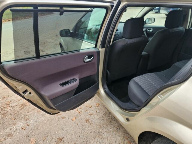 Бежевий Рено Меган, об'ємом двигуна 1.6 л та пробігом 220 тис. км за 5300 $, фото 9 на Automoto.ua