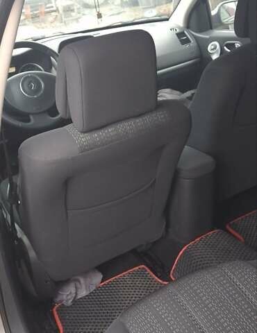 Бежевый Рено Меган, объемом двигателя 1.6 л и пробегом 174 тыс. км за 5900 $, фото 10 на Automoto.ua