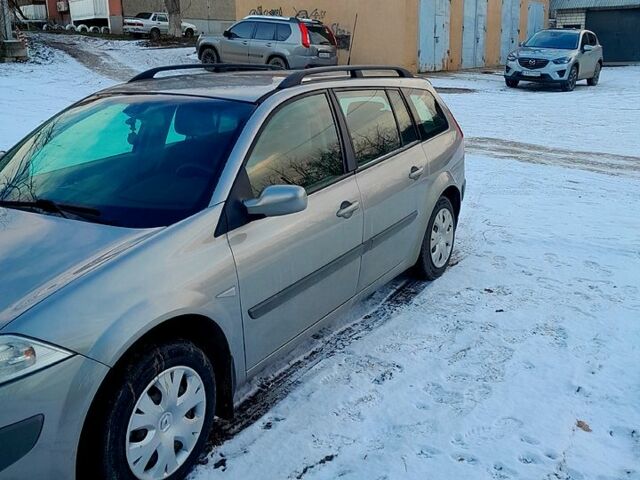 Бежевый Рено Меган, объемом двигателя 1.6 л и пробегом 182 тыс. км за 4999 $, фото 1 на Automoto.ua