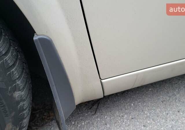 Бежевий Рено Меган, об'ємом двигуна 1.6 л та пробігом 260 тис. км за 5600 $, фото 14 на Automoto.ua