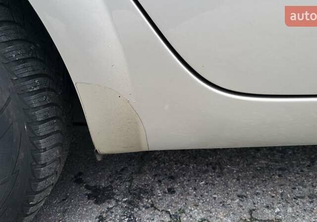 Бежевий Рено Меган, об'ємом двигуна 1.6 л та пробігом 260 тис. км за 5600 $, фото 24 на Automoto.ua