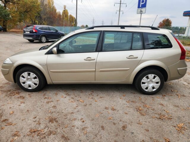 Бежевий Рено Меган, об'ємом двигуна 1.6 л та пробігом 220 тис. км за 5300 $, фото 3 на Automoto.ua