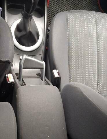 Бежевый Рено Меган, объемом двигателя 1.6 л и пробегом 174 тыс. км за 5900 $, фото 17 на Automoto.ua