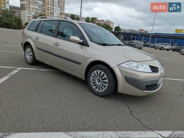 Бежевий Рено Меган, об'ємом двигуна 1.6 л та пробігом 240 тис. км за 4700 $, фото 1 на Automoto.ua