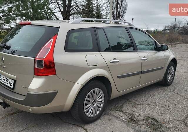 Бежевий Рено Меган, об'ємом двигуна 1.6 л та пробігом 260 тис. км за 5600 $, фото 23 на Automoto.ua