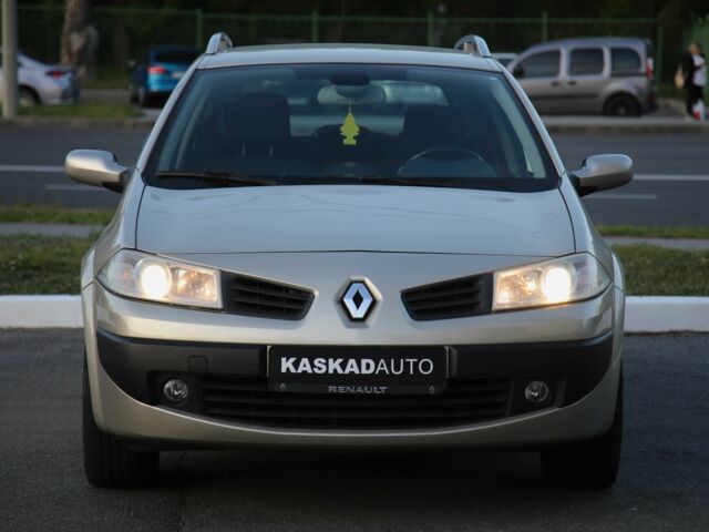 Бежевый Рено Меган, объемом двигателя 2 л и пробегом 245 тыс. км за 6100 $, фото 1 на Automoto.ua